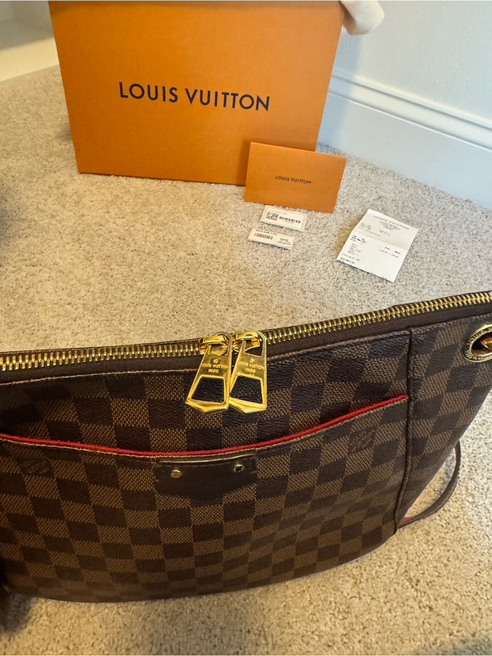 Louis Vuitton South Bank Damier Ebene Crossbody with Red-Trim Strap - Picture 4 of 5